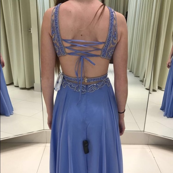 Camille La Vie formal dress - Picture 7 of 7